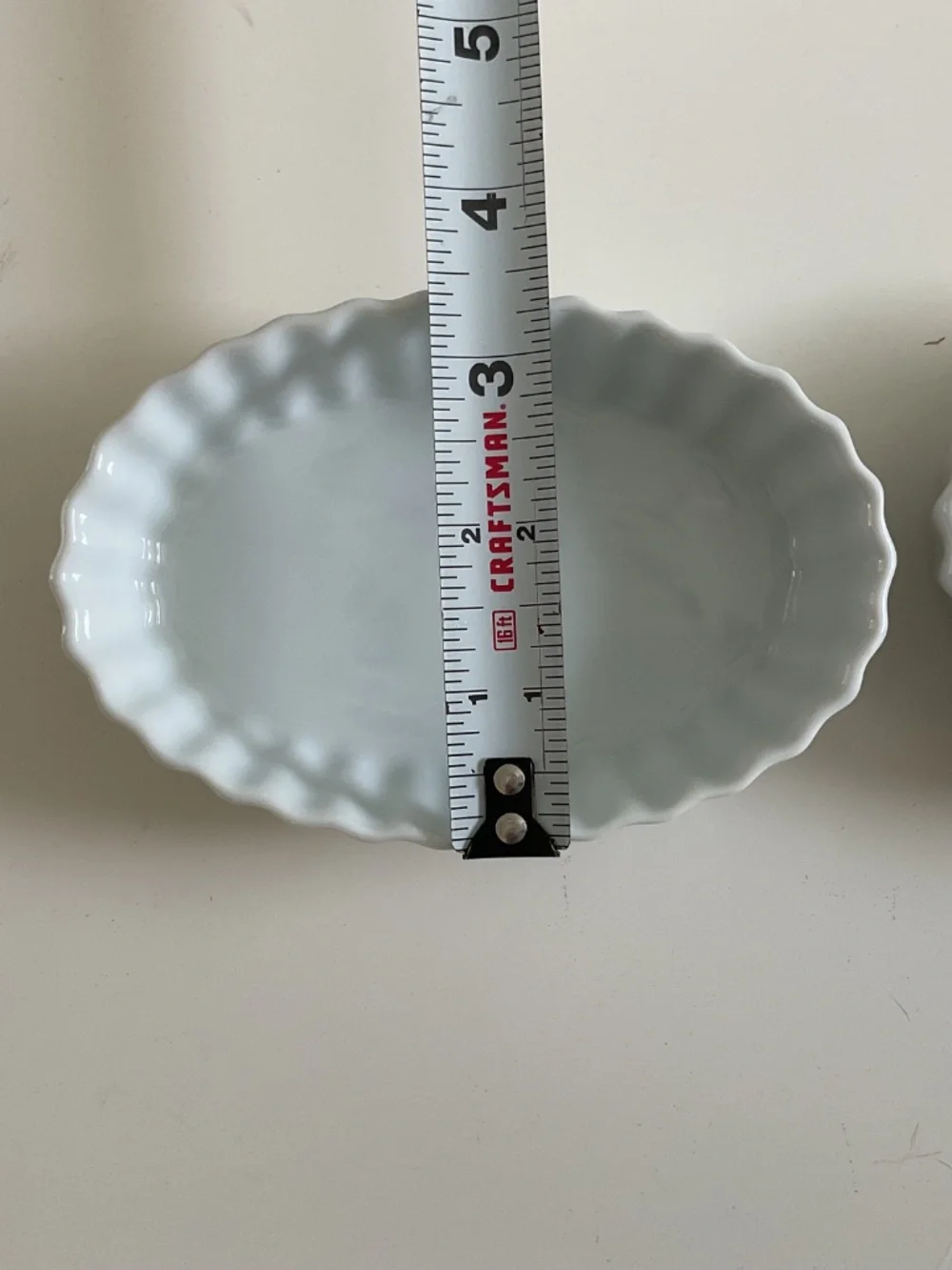 Set of 4 Crate & Barrel Oval Crème Brûlée Dishes & 1 Mini Round Grip Dish
